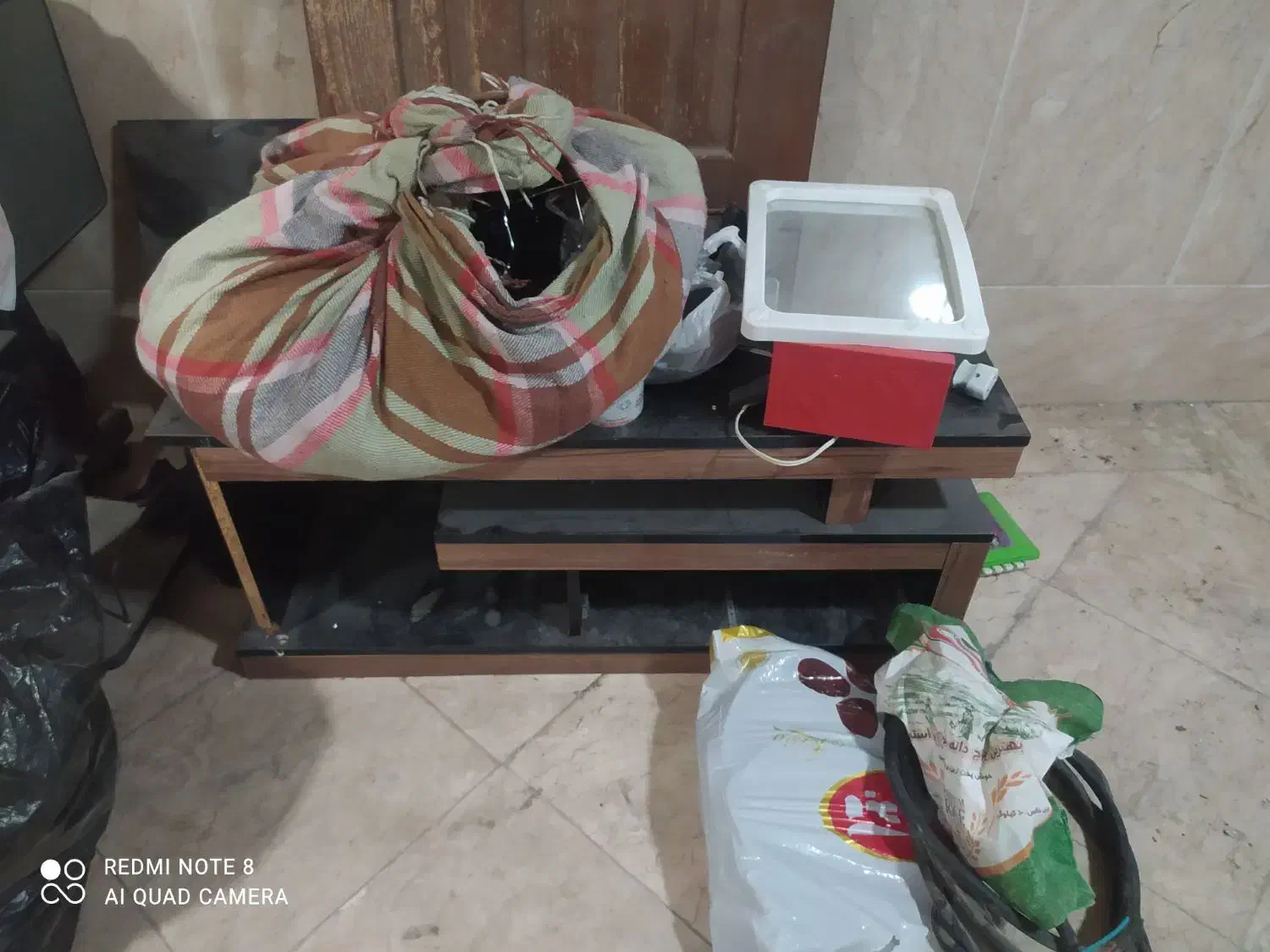 فروش میز تلویزیون|میز تلویزیون|قم, الوندیه و گذر صادق|دیوار