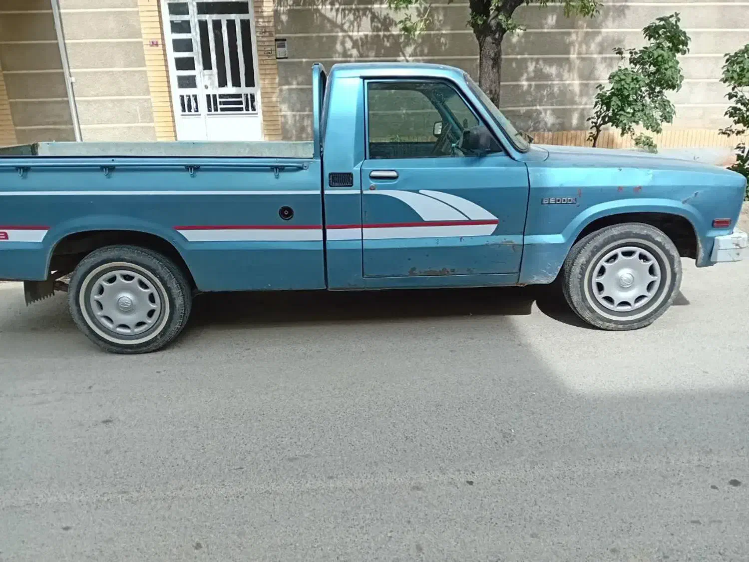 وانت مزدا ۲۰۰۰|خودرو سواری و وانت|نهاوند, |دیوار