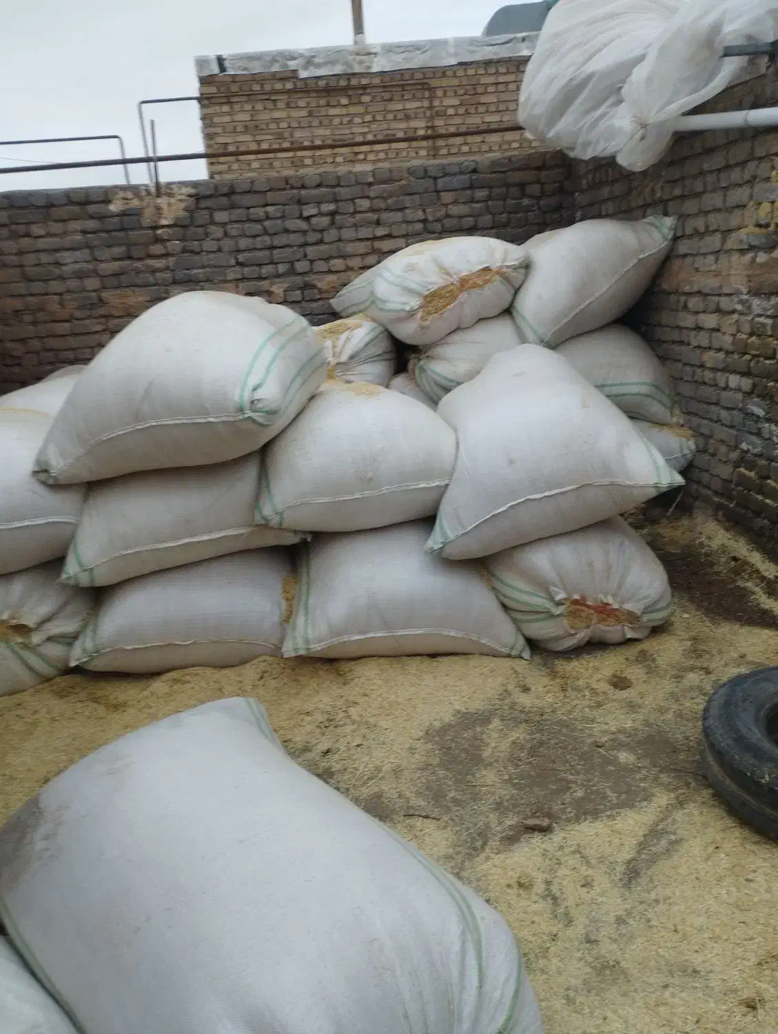 ///|عمده‌فروشی|رشتخوار, |دیوار