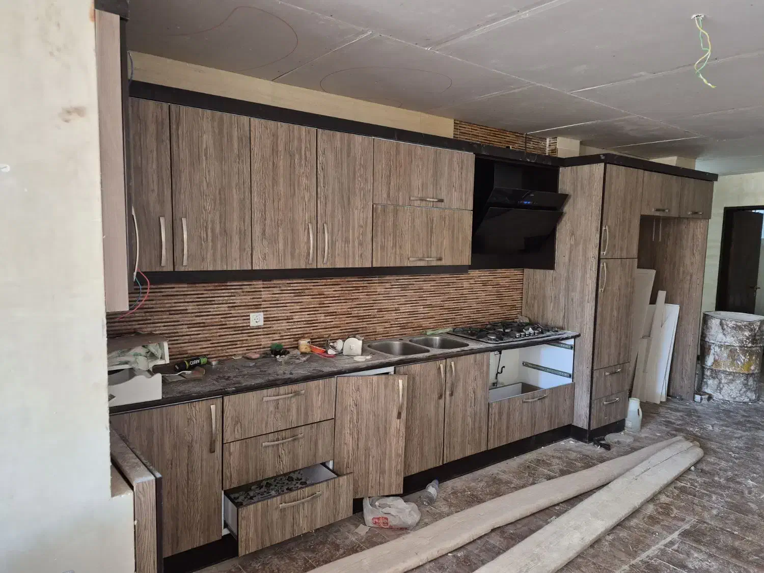 کابینت دست دوم|مصالح و تجهیزات ساختمان|اصفهان, سنبلستان|دیوار