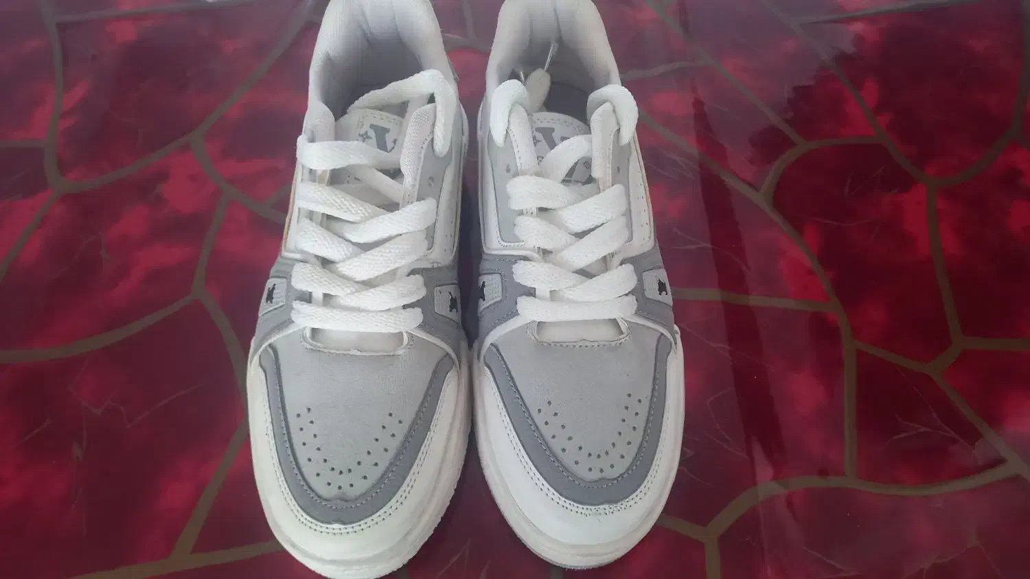 کفش .کتانی.اصلی و زیبا|کیف، کفش، کمربند|کرمانشاه, |دیوار