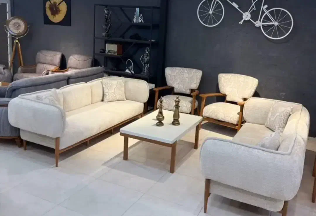 تعویض مبل کهنه با نو-ارسال و جمع آوری رایگان|مبلمان خانگی و میز عسلی|بندر کنگان, |دیوار