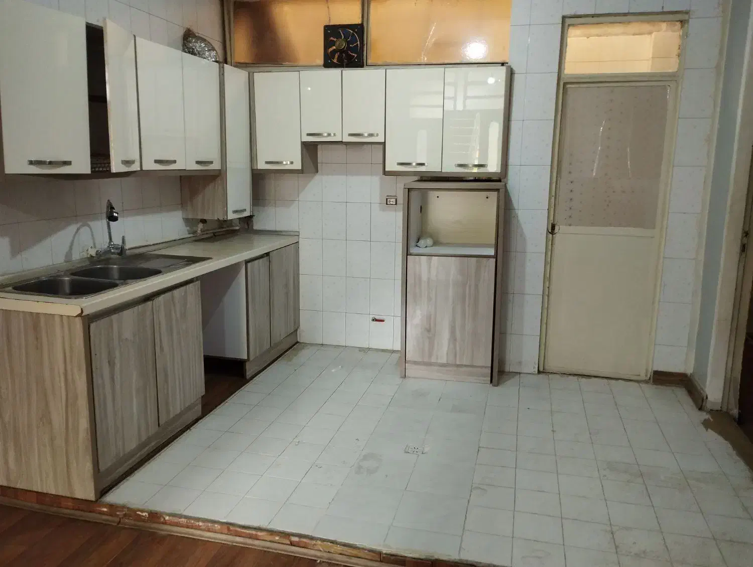 واحده 50 متری دهکده المپیک