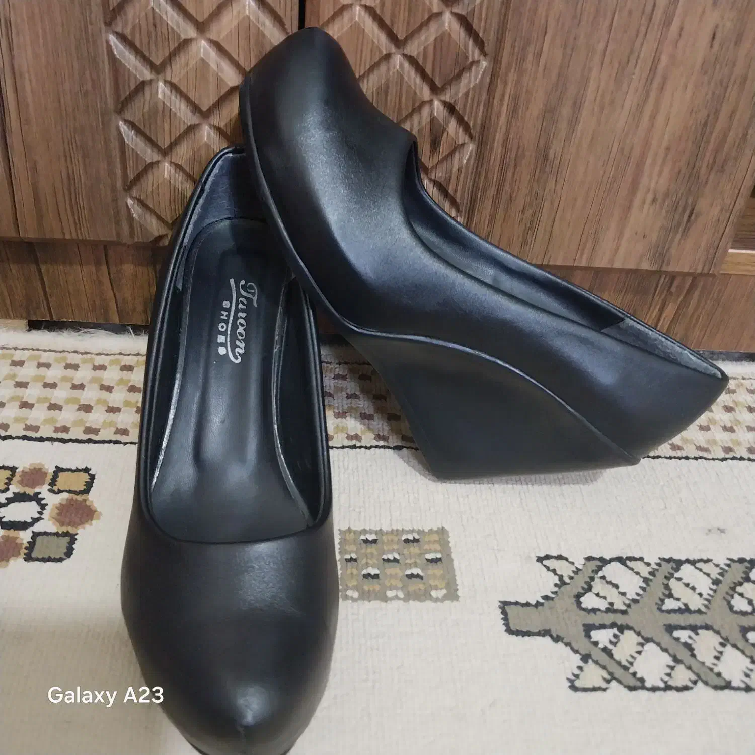 کفش زنانه شیک وراحت ۲۷۰هزارتومان|کیف، کفش، کمربند|شیراز, شهرک سعدی|دیوار