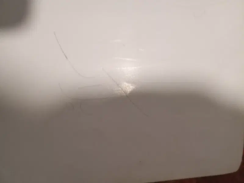 گم شدن پلاک ماشین|اشیا|بم, |دیوار