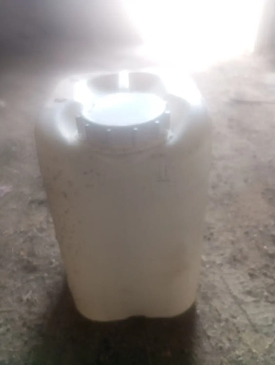 گالن 20لیتری درب بزرگ مقاوم|ظروف نگهدارنده، پلاستیکی، یک‌بارمصرف|دهگلان, |دیوار