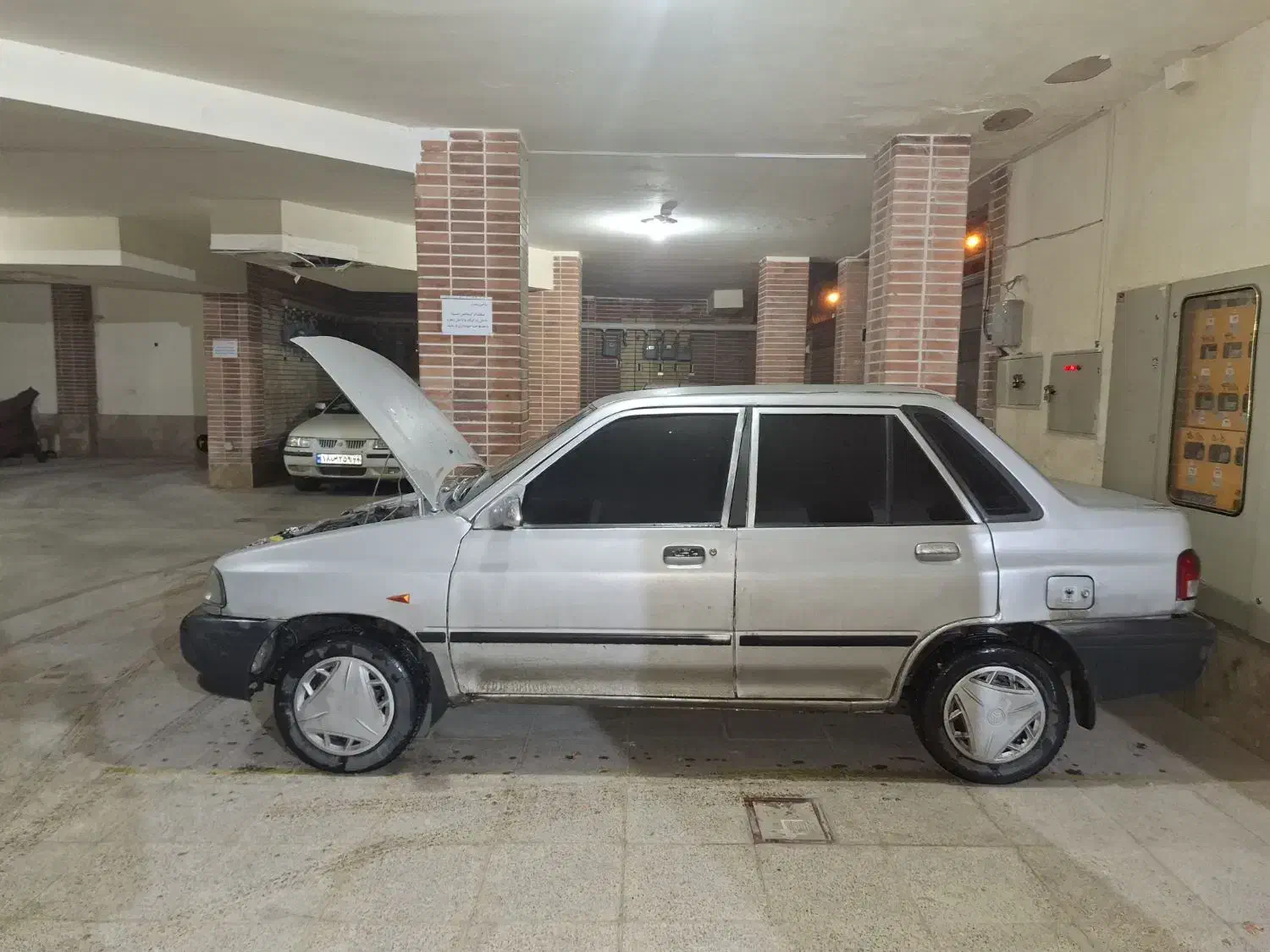 فروش خودرو|خودرو سواری و وانت|اصفهان, باغ نگاره|دیوار