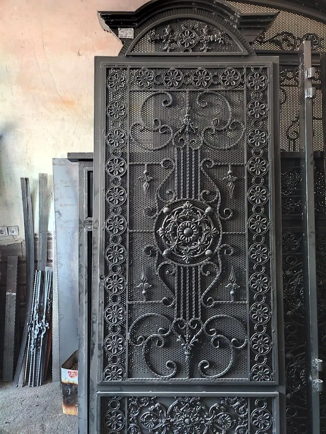 تعمیرات درب آهنی|خدمات پیشه و مهارت|اردبیل, |دیوار