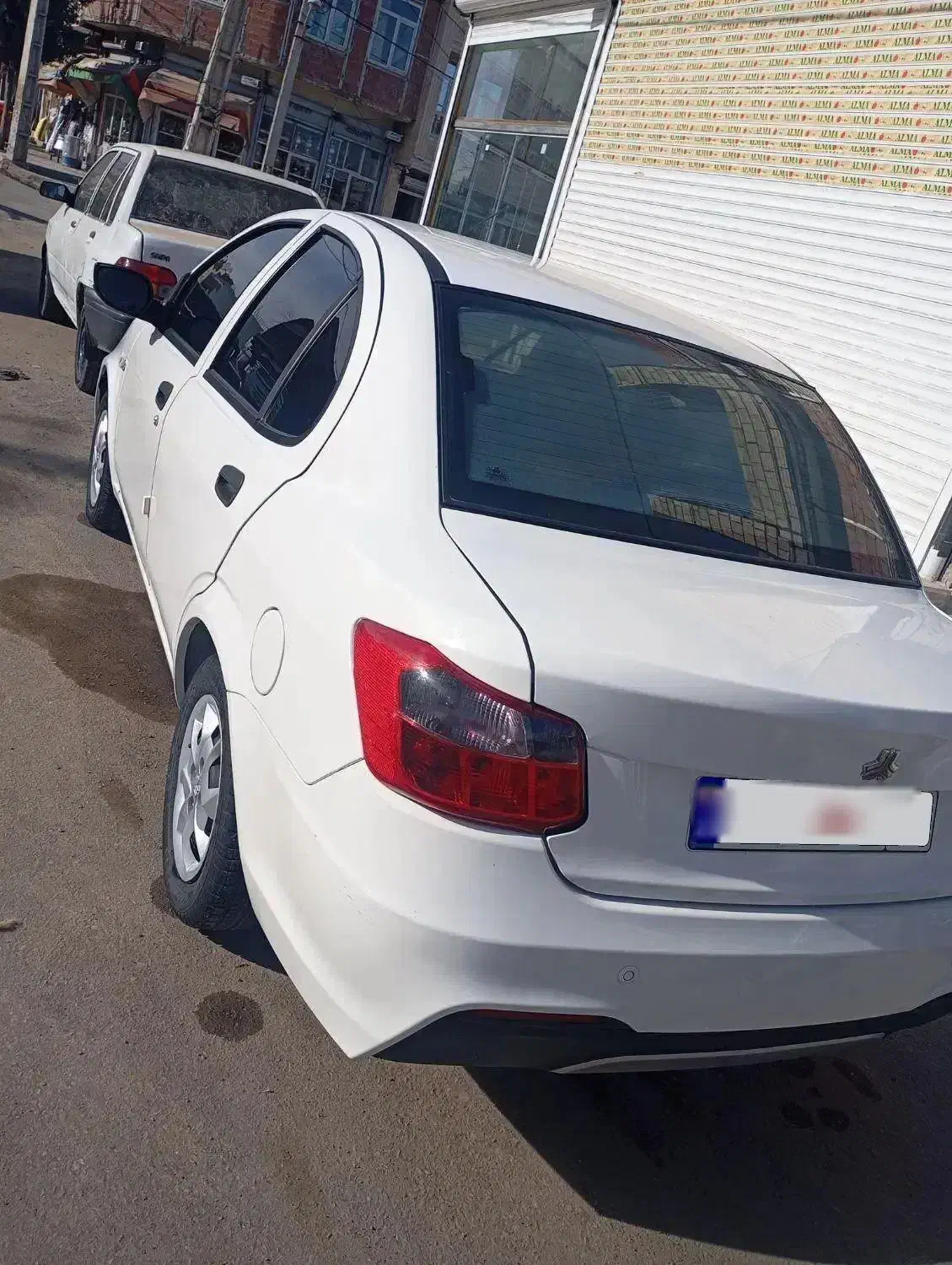 ساینا s|خودرو سواری و وانت|پارس‌آباد, |دیوار