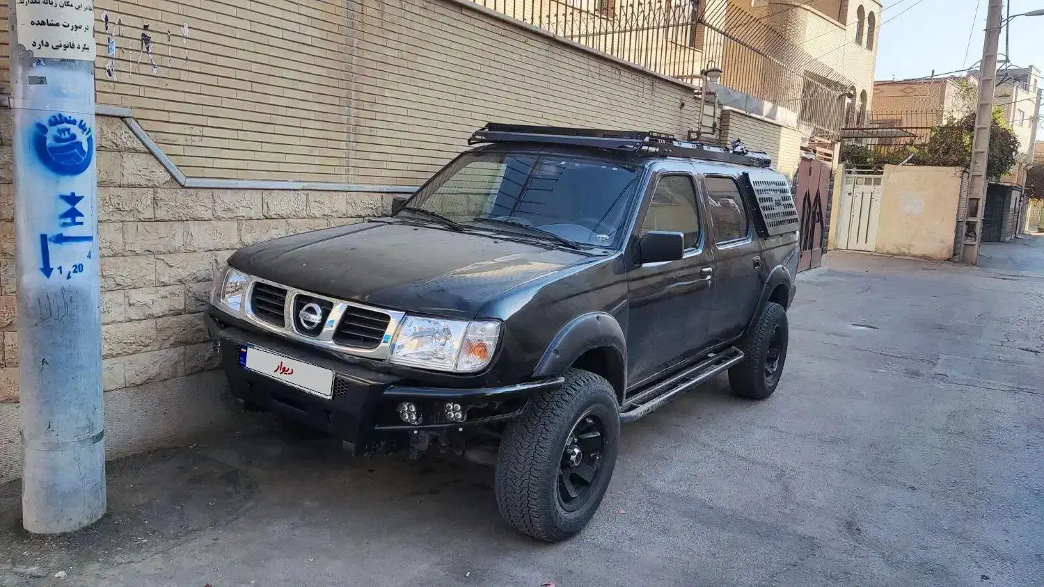 نیسان سرانزا مدل ۸۳|خودرو سواری و وانت|اصفهان, ملک‌شهر|دیوار