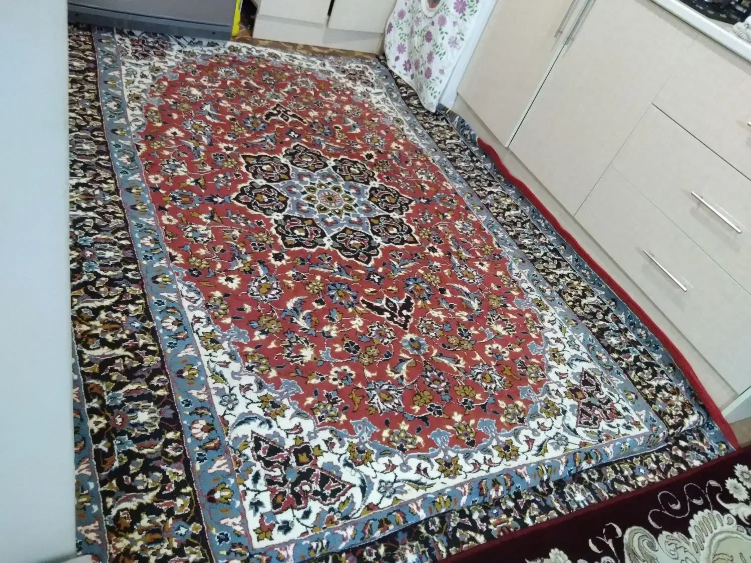 دوعدد فرش ۶متری و فرش کناره|فرش|اردبیل, |دیوار