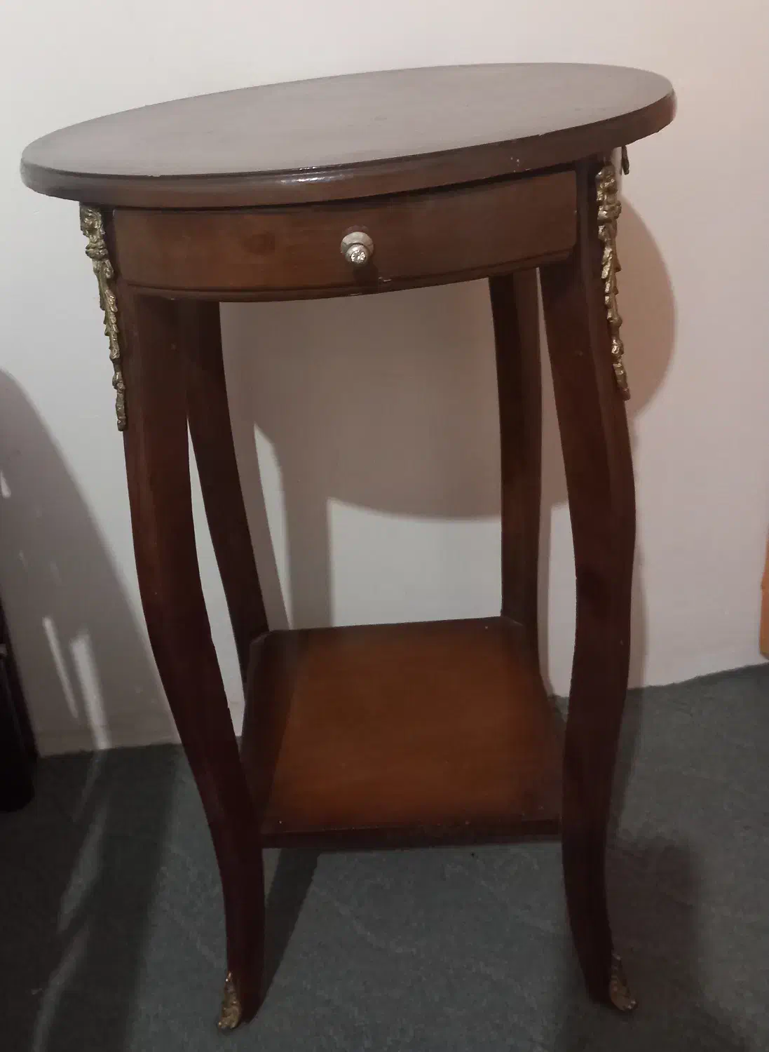 میز چوبی|میز تلفن|ماکو, |دیوار