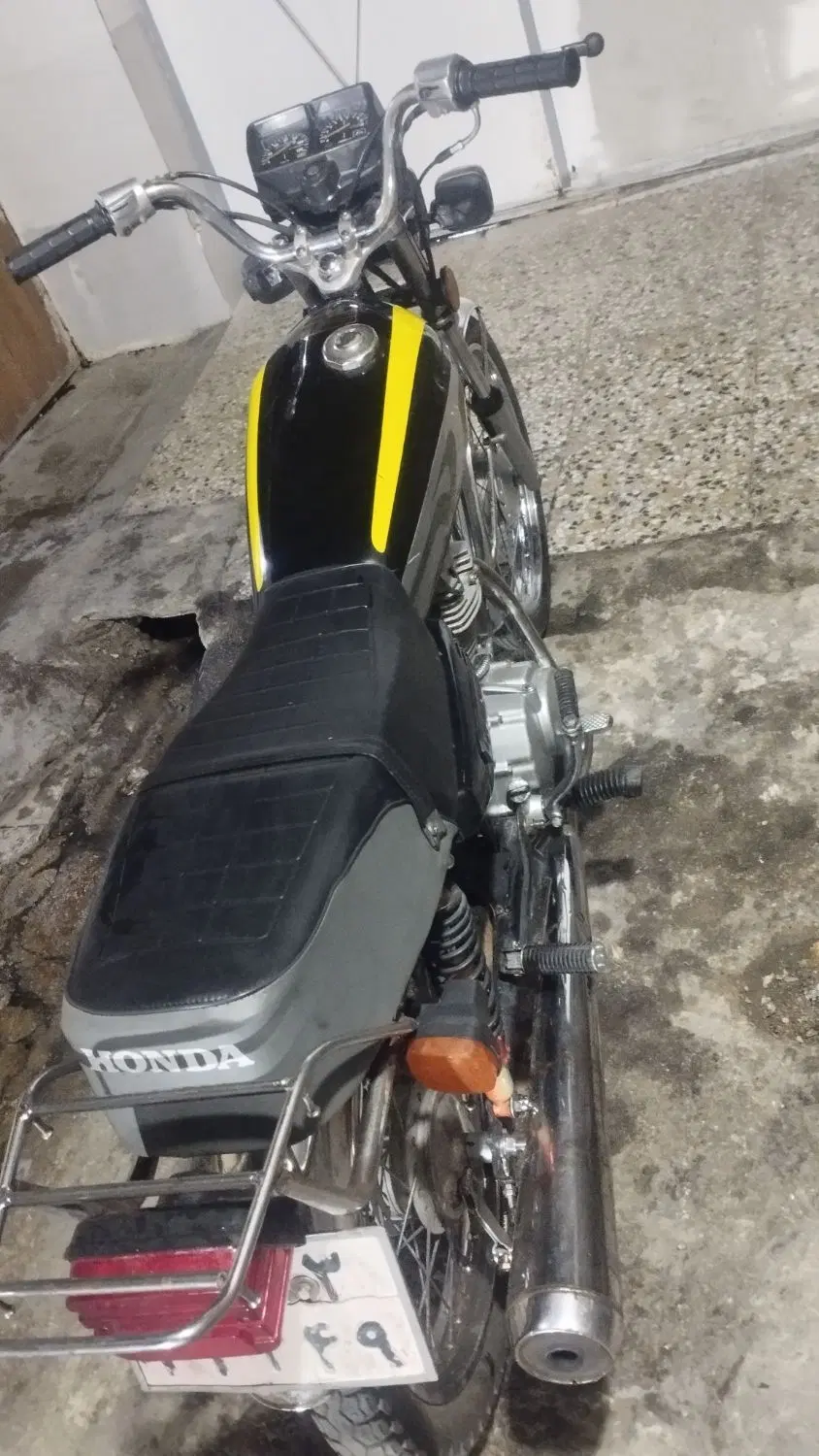 موتور سیکلت|موتورسیکلت|شیراز, ده پیاله|دیوار
