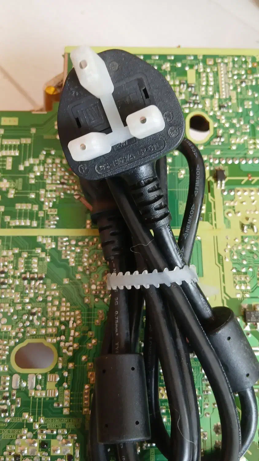 کابل پاور۳،۲پین اصل ماینر،پلوپزوتعداد لوازم باارزش|قطعات و لوازم جانبی رایانه|لنگرود, |دیوار