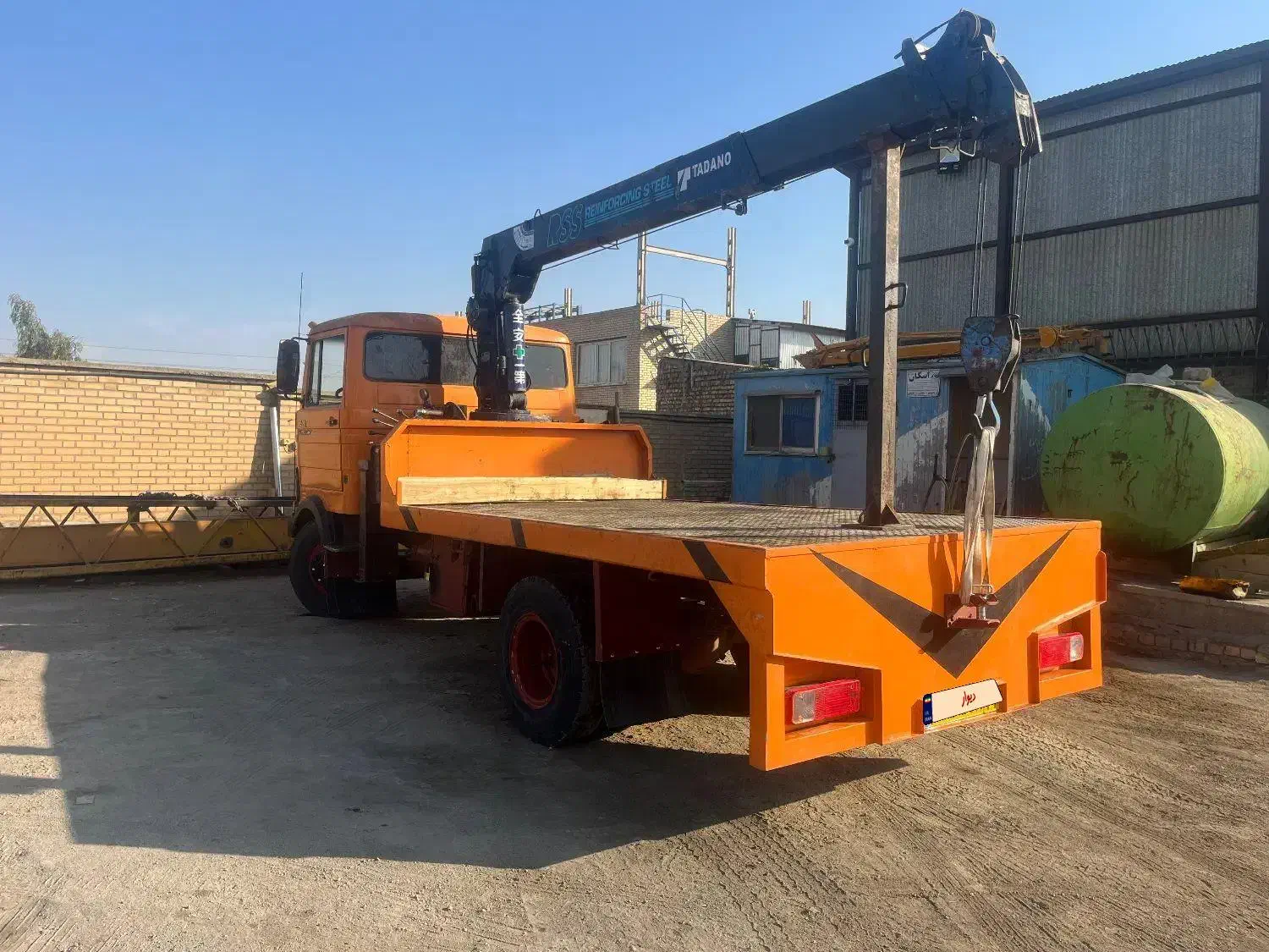 جرثقیل خاور ۶۰۸ مدل ۸۱|خودرو سنگین|آفتاب, |دیوار