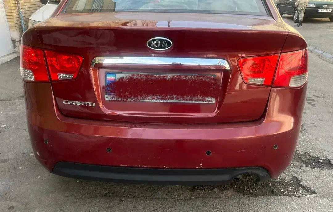 سپر جلو و عقب سراتو رنگ قرمز|قطعات یدکی و لوازم جانبی|شیراز, تاچارا|دیوار