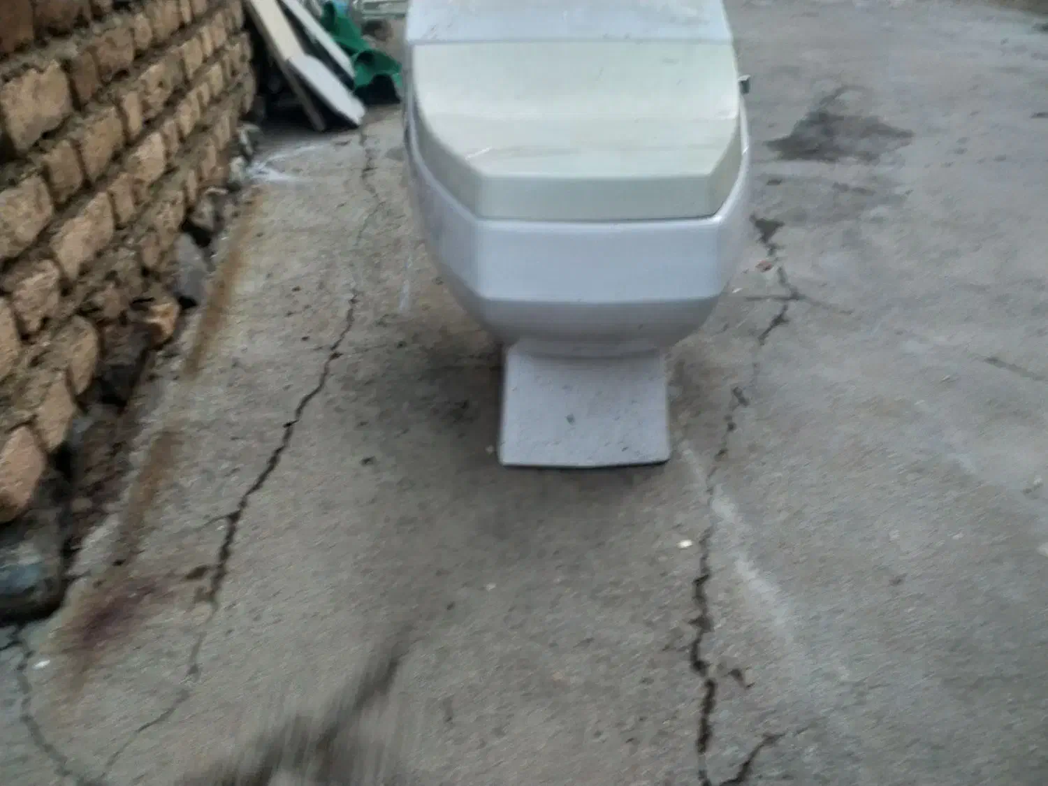 توالت فرهنگی|لوازم سرویس بهداشتی|تویسرکان, |دیوار