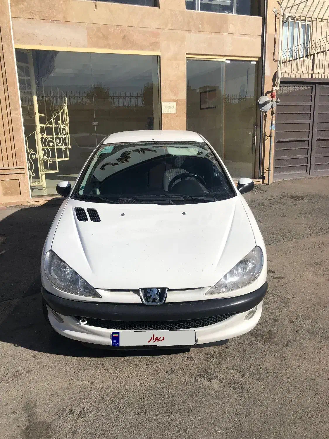 پژو۲۰۶sdV8مدل۱۳۹۶|خودرو سواری و وانت|قزوین, |دیوار