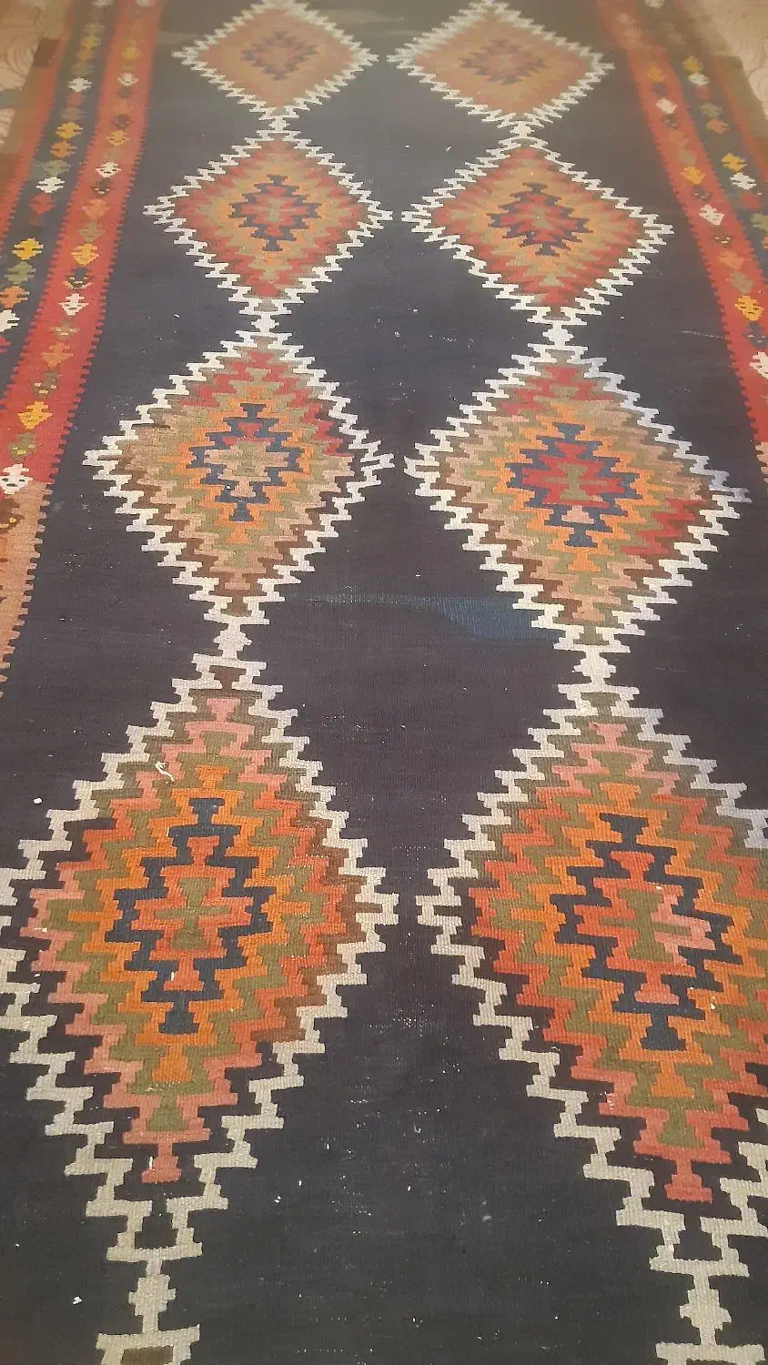 فرش کناره دست بافت و گلیم قدیمی|فرش|مراغه, |دیوار