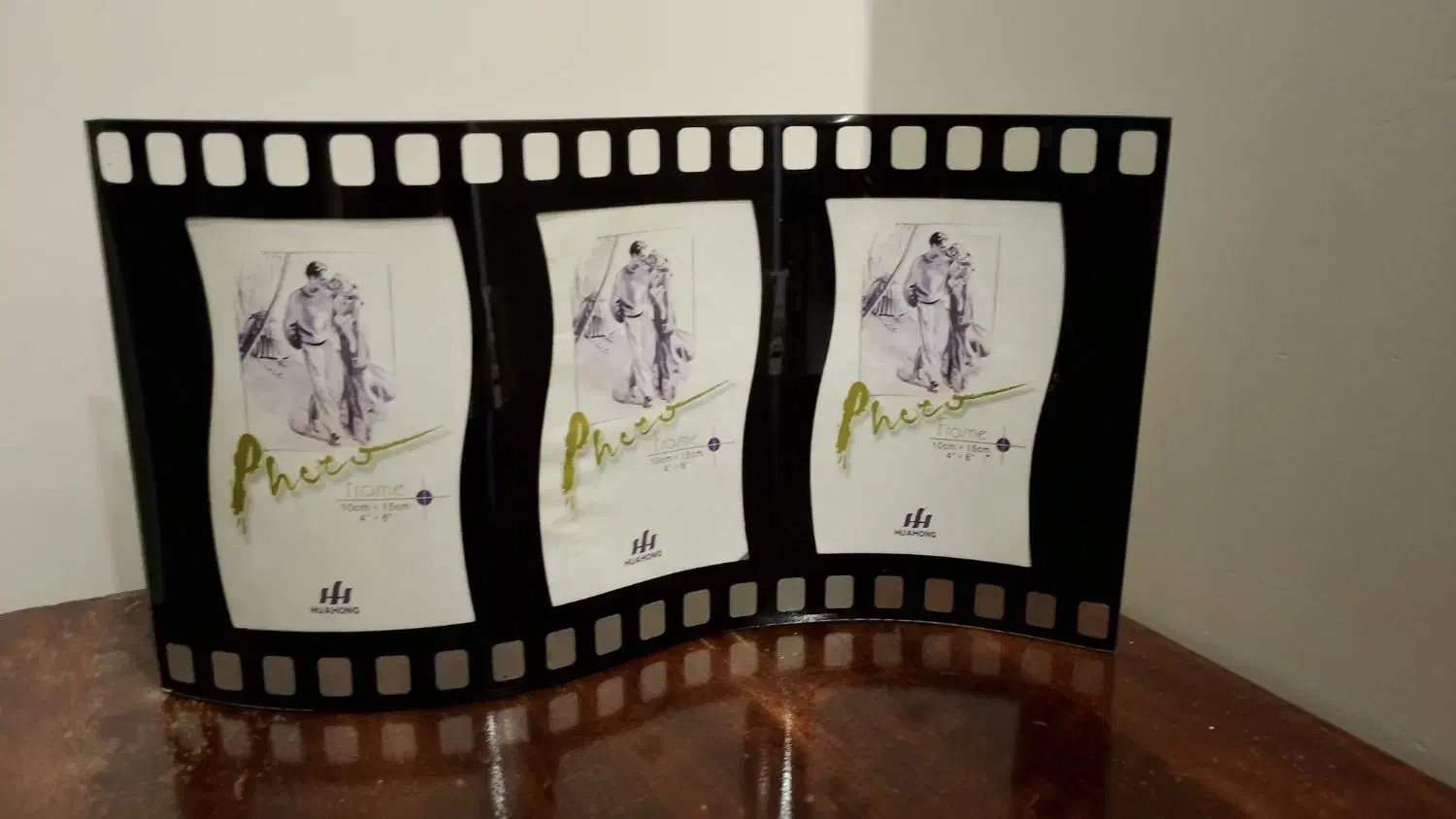 قاب عکس ۳ تایی طرح فیلم|تابلو، نقاشی، عکس|تهران, مجیدیه|دیوار