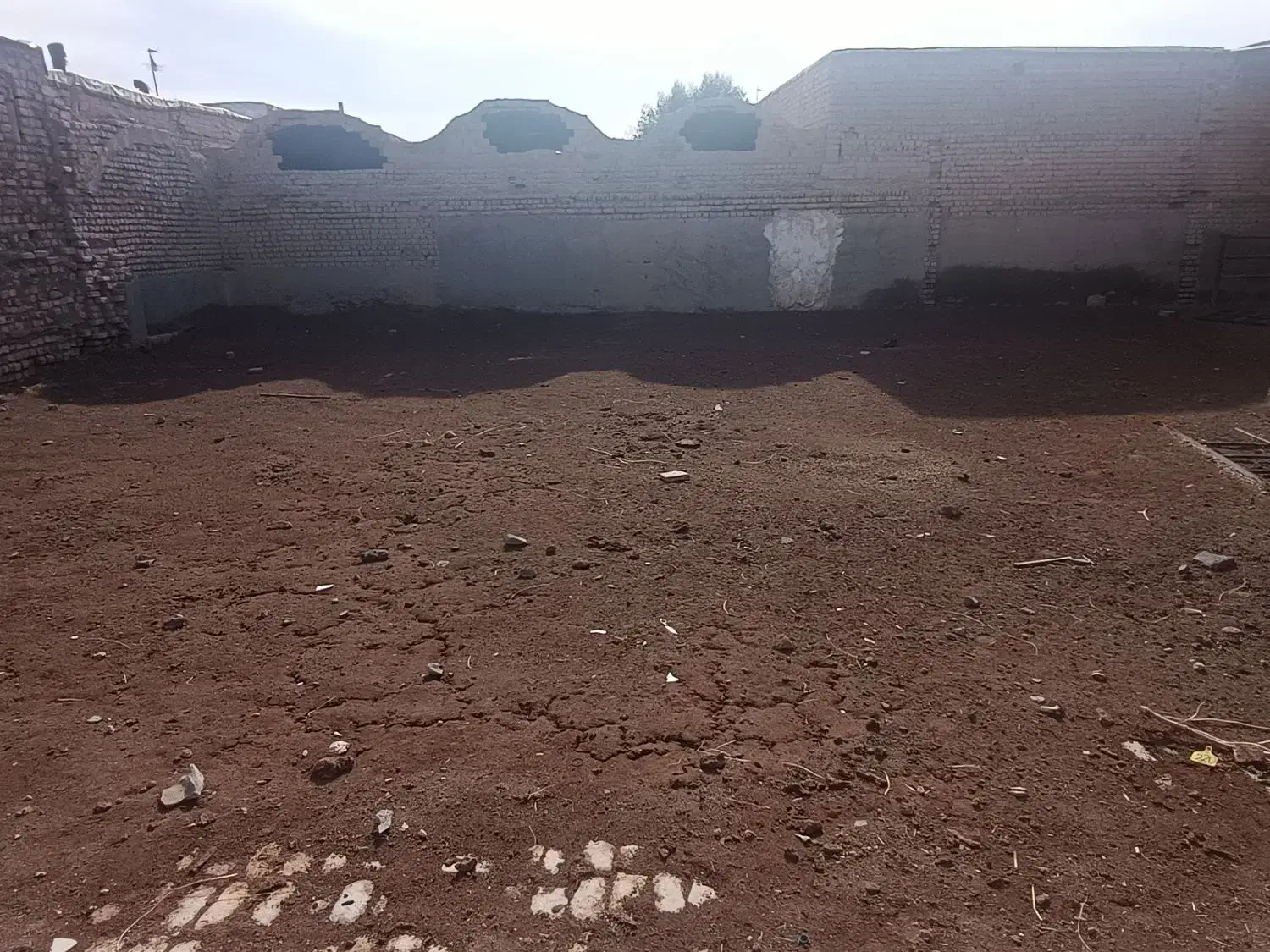 باربند به مساحت400 متر قنوات با امتیاز برق|فروش زمین و ملک کلنگی|قنوات, |دیوار