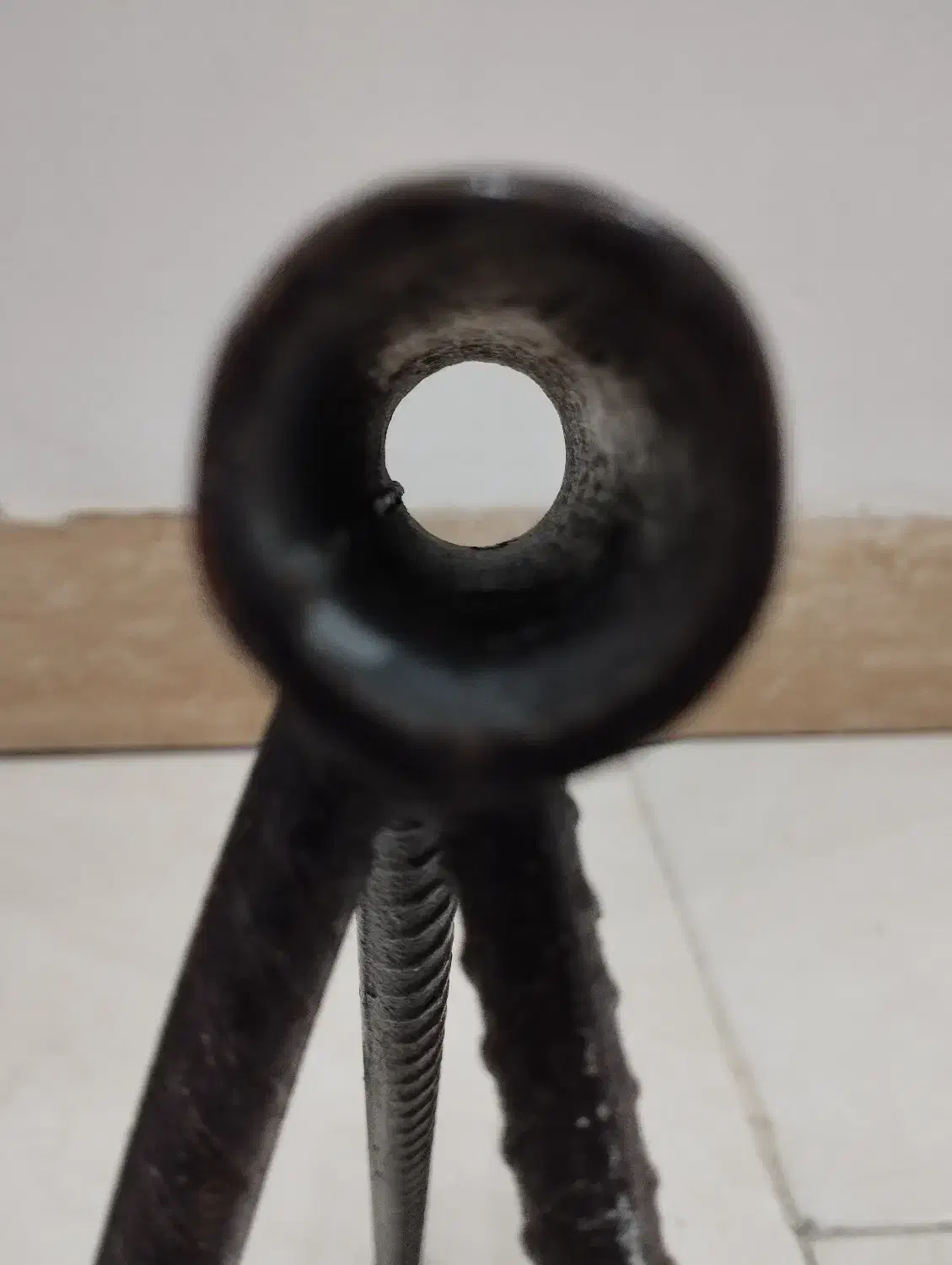 سه پایه فلزی شیلنگ آب|لوازم نظافت|اندیشه, شهرک مریم|دیوار