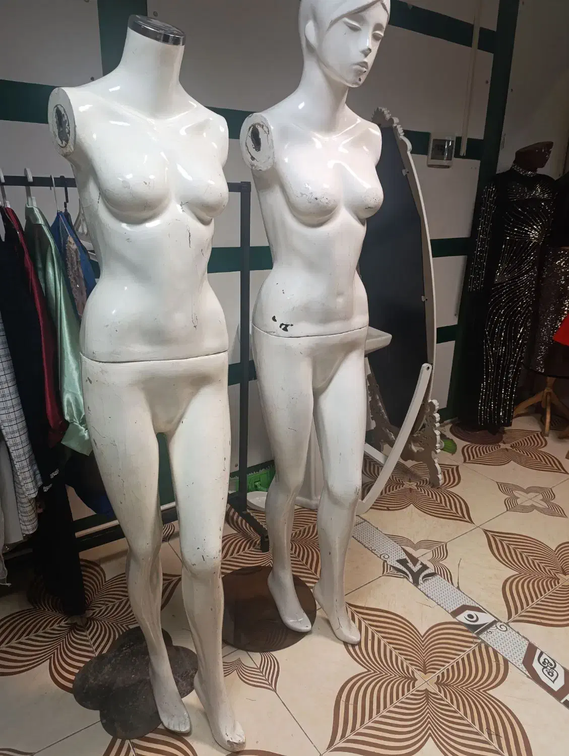 دو عددمانکن بدون دست|فروشگاه و مغازه|همدان, |دیوار