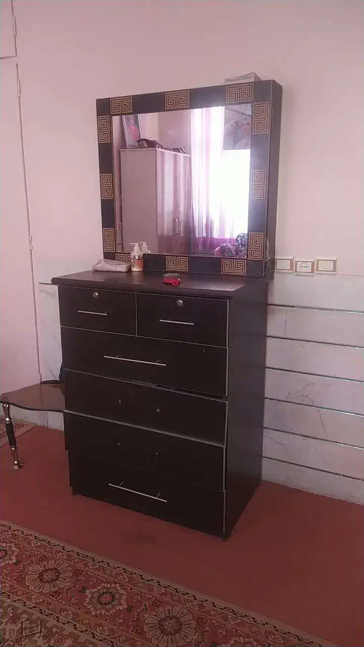 میز دلاور|جاکفشی، کمد، دراور|گلپایگان, |دیوار