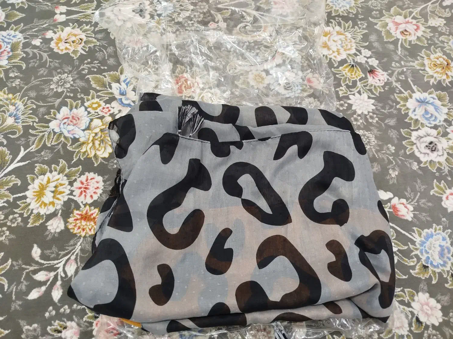 روسری حراج|لباس|جوانرود, |دیوار