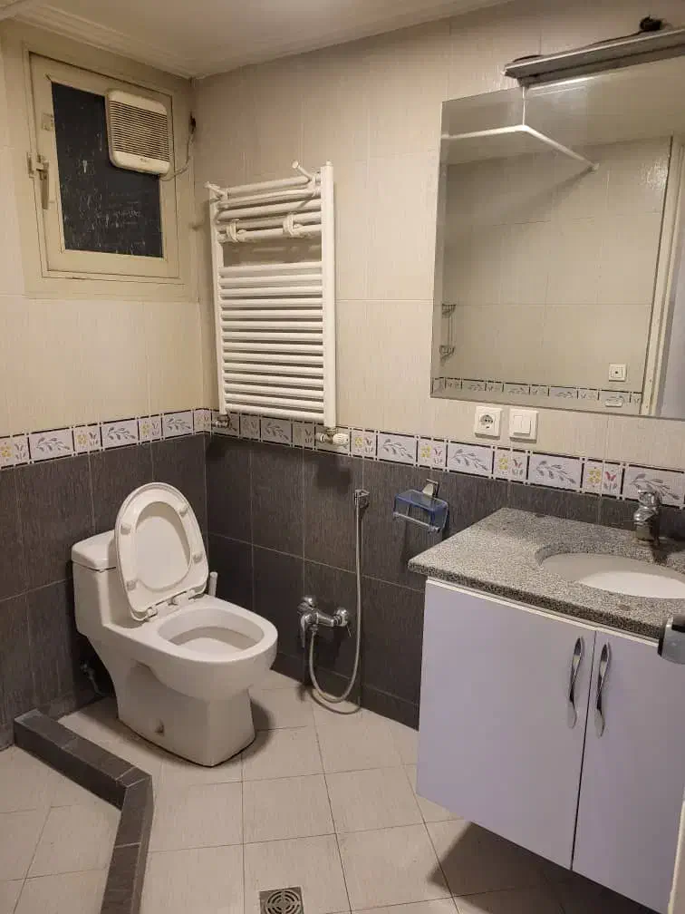 آپارتمان (قدرالسهم دار)با موقعیت نزدیک به ولیعصر|فروش آپارتمان|تهران, جردن|دیوار