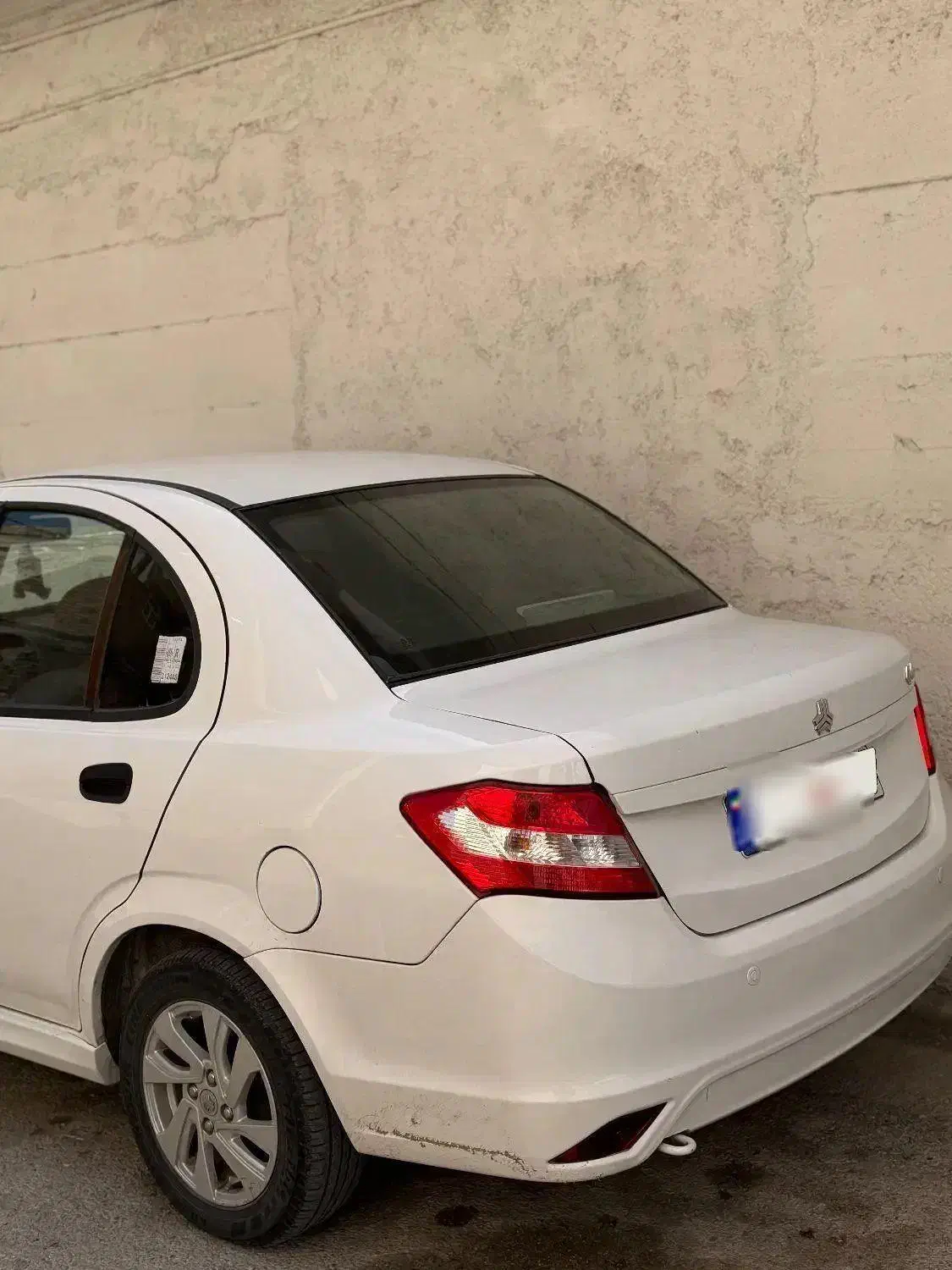 ساینا ۹۷|خودرو سواری و وانت|شیراز, دباغ خانه|دیوار