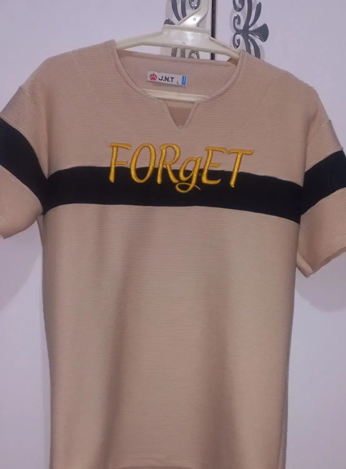 لباس|لباس|بیضا, |دیوار