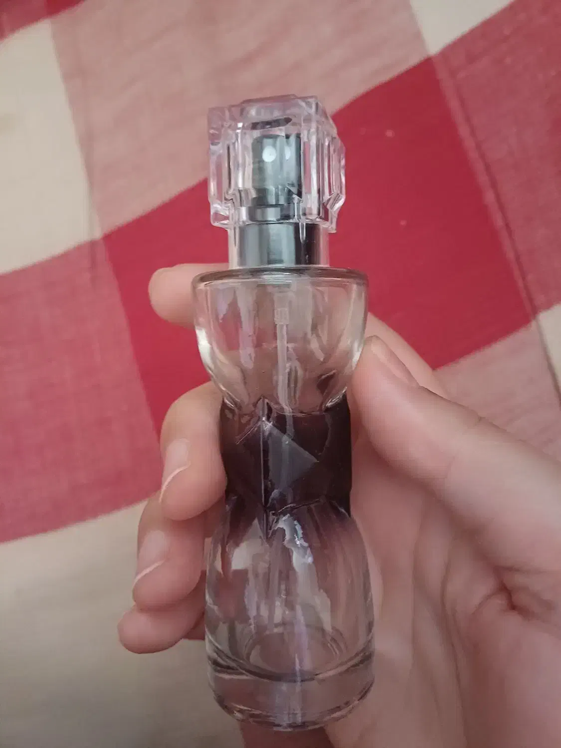 فروش عطر|آرایشی، بهداشتی، درمانی|شیراز, لاله|دیوار