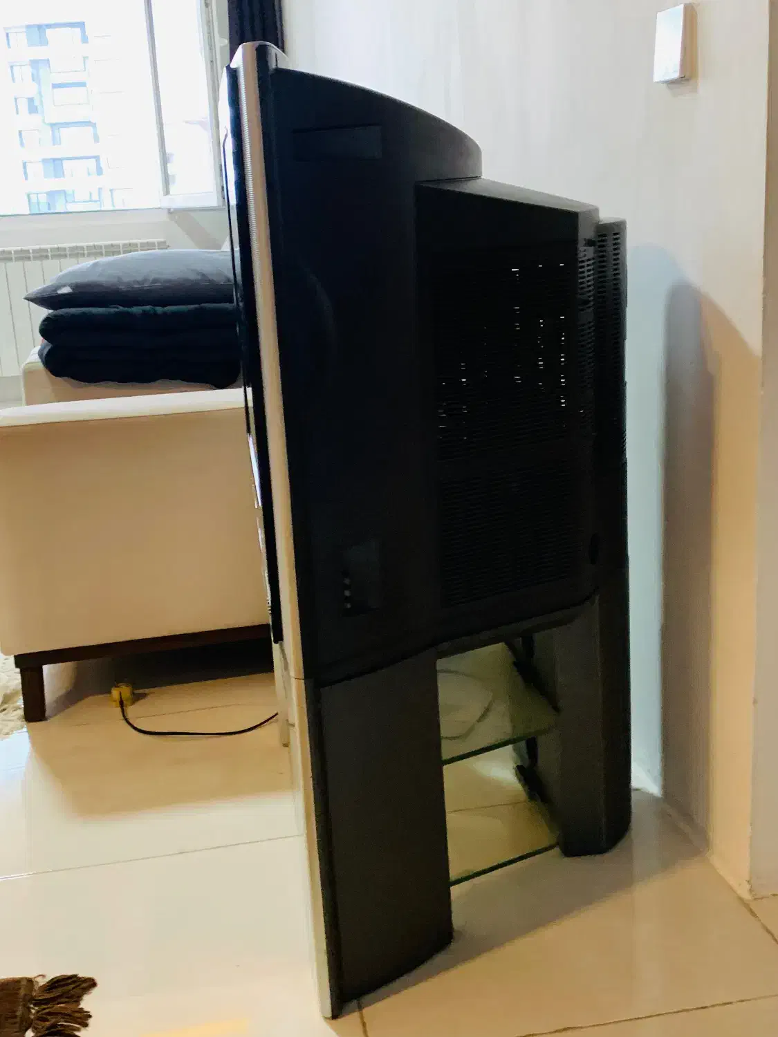 تلوزیون ال جی|تلویزیون و پروژکتور|رویان, |دیوار