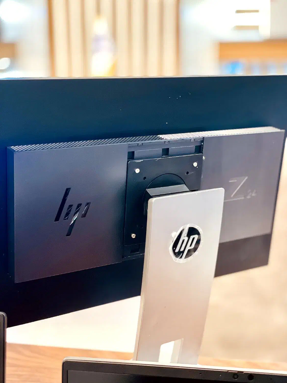 مانیتور گیمینگ فریملس HP در حد آک (ون پلاس)|قطعات و لوازم جانبی رایانه|تبریز, |دیوار