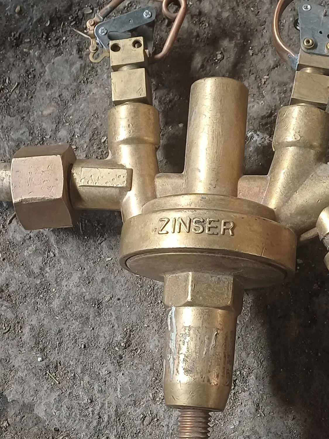 سری مانومتر زینسر قدیمی|ابزارآلات|اصفهان, سرشبادران|دیوار