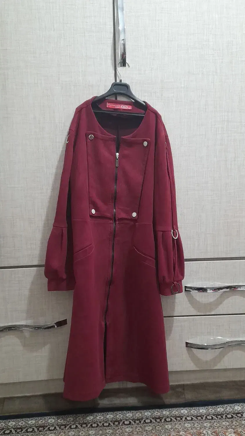 کاپشن وبارانی|لباس|ارومیه, |دیوار