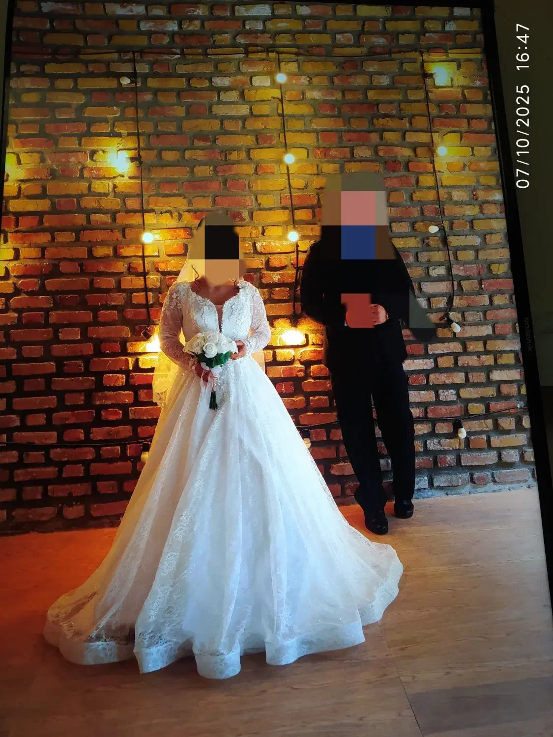 لباس عروس|لباس|رودهن, |دیوار