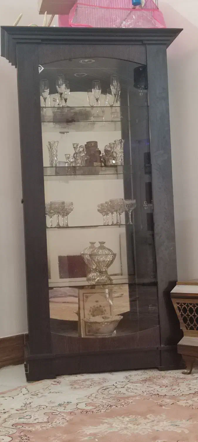 بوفه در حد نو|بوفه، ویترین، کنسول|زاهدان, |دیوار