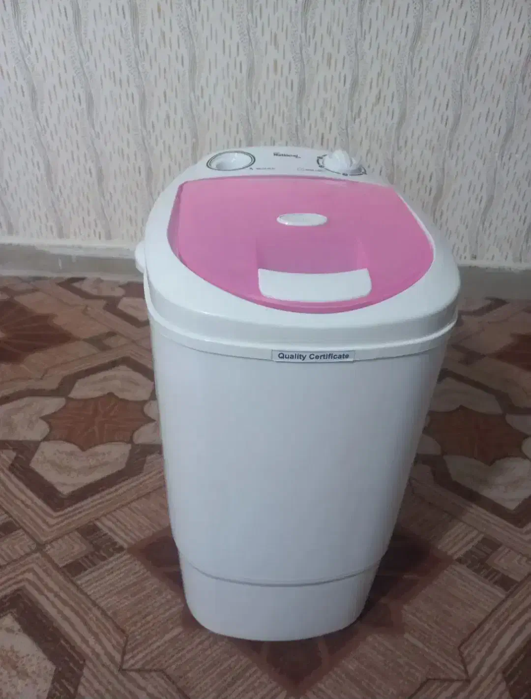 کهنه شور نو|ماشین لباسشویی و خشک‌کن لباس|پیشوا, |دیوار