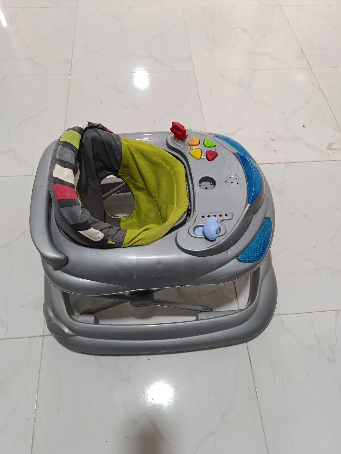 کالسکه وسایل جانبی ۲۵۰۰۰۰۰هزارتومان|کالسکه و لوازم جانبی|کوچصفهان, |دیوار