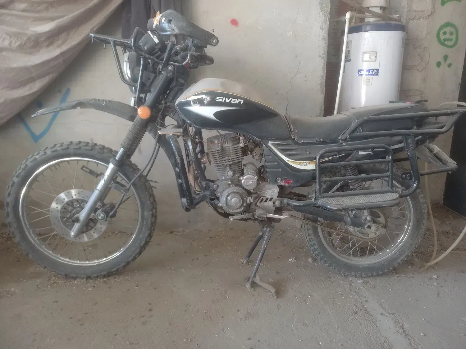 sivan200|موتورسیکلت|گنبد کاووس, |دیوار