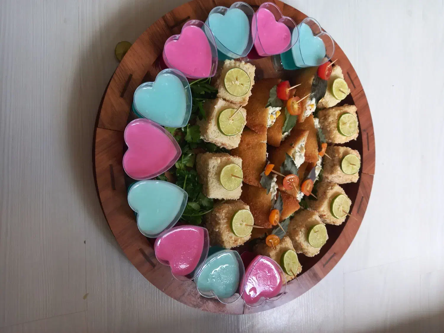 دمینو|خدمات پذیرایی، مراسم|اردبیل, |دیوار