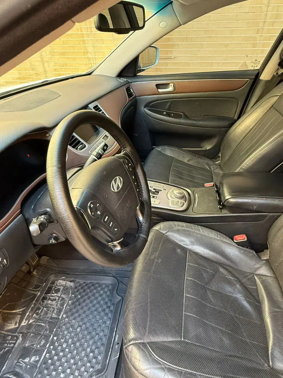 جنسیس۲۰۱۲ فولvip ۱۶۰۰۰۰تا کار واقعی|خودرو سواری و وانت|اصفهان, باغ زیار|دیوار