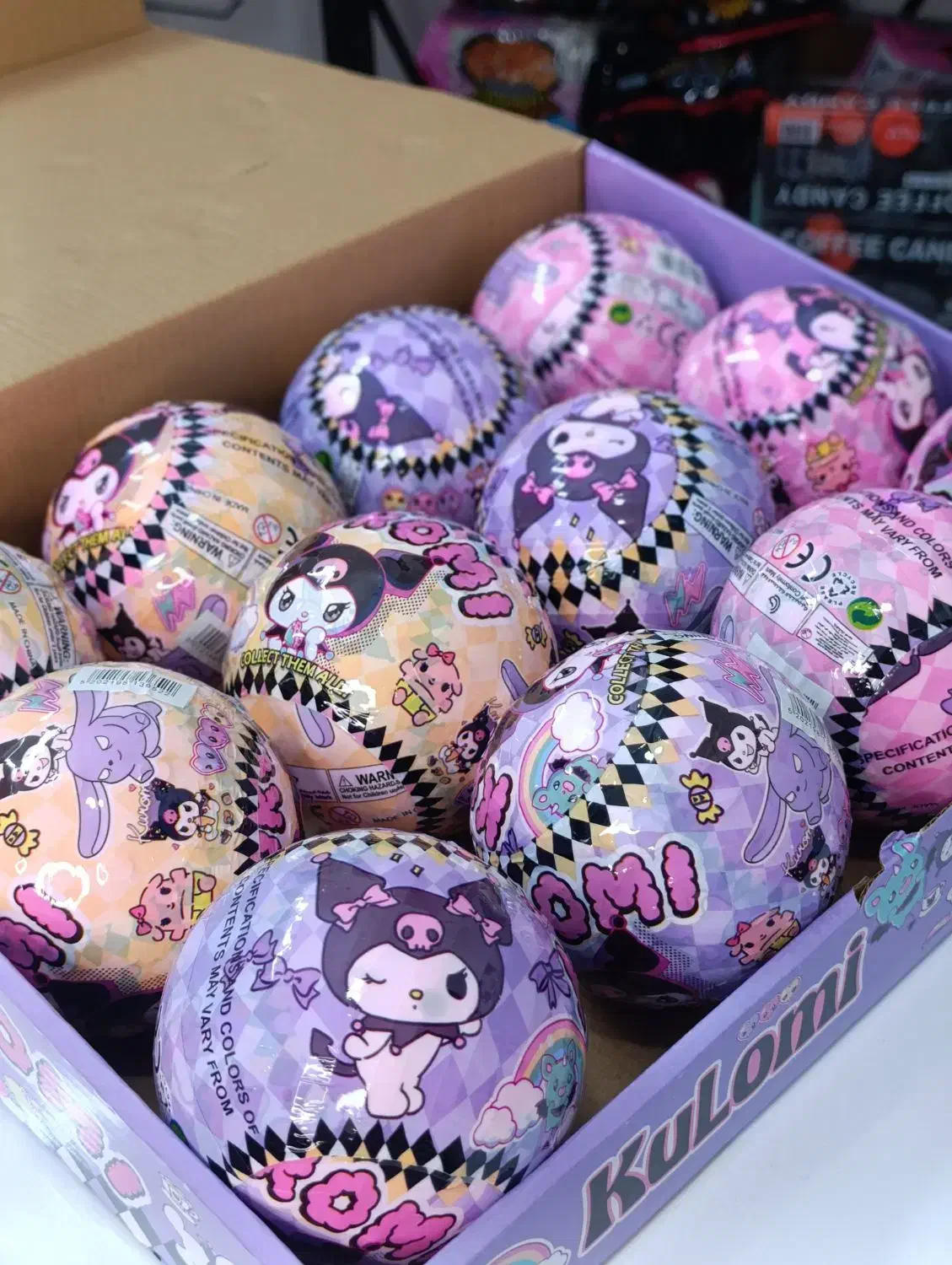 شکلات مارشمالو پاستیل ابنبات ژله اسباب بازی خارجی|خوردنی و آشامیدنی|قم, سالاریه|دیوار