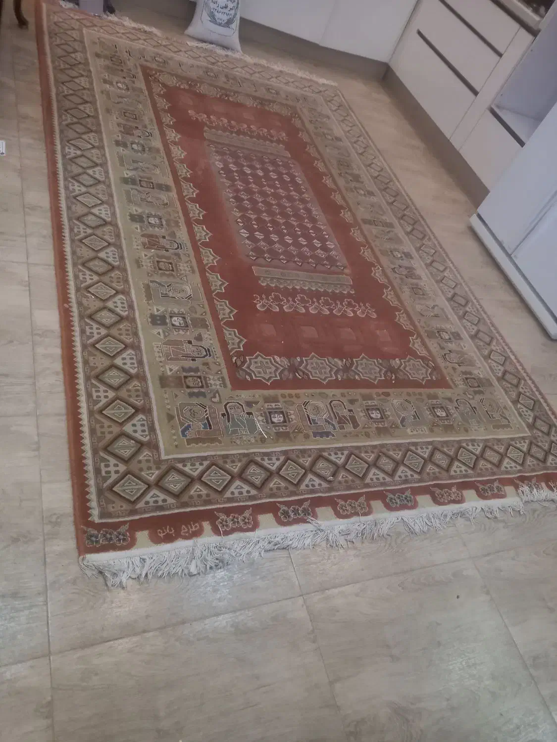 فرش ۶ متری|فرش|دماوند, گیلاوند|دیوار