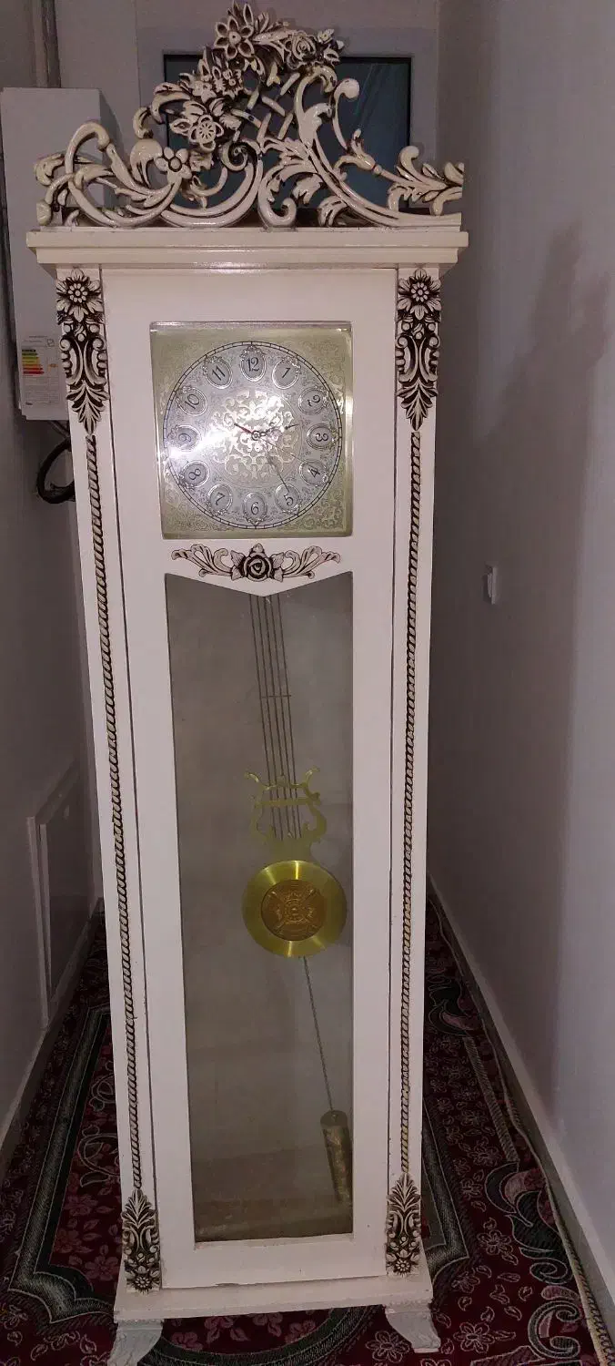 ساعت دیواری چوبی کرمی|ساعت دیواری و تزئینی|پارس‌آباد, |دیوار