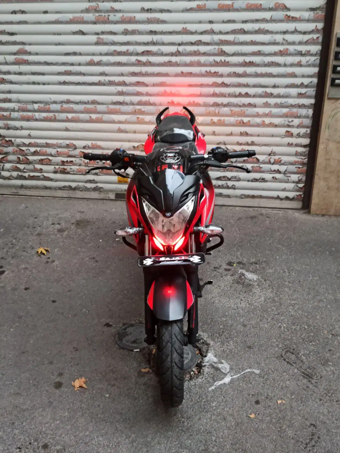 NS 200 95|موتورسیکلت|تهران, کرمان|دیوار