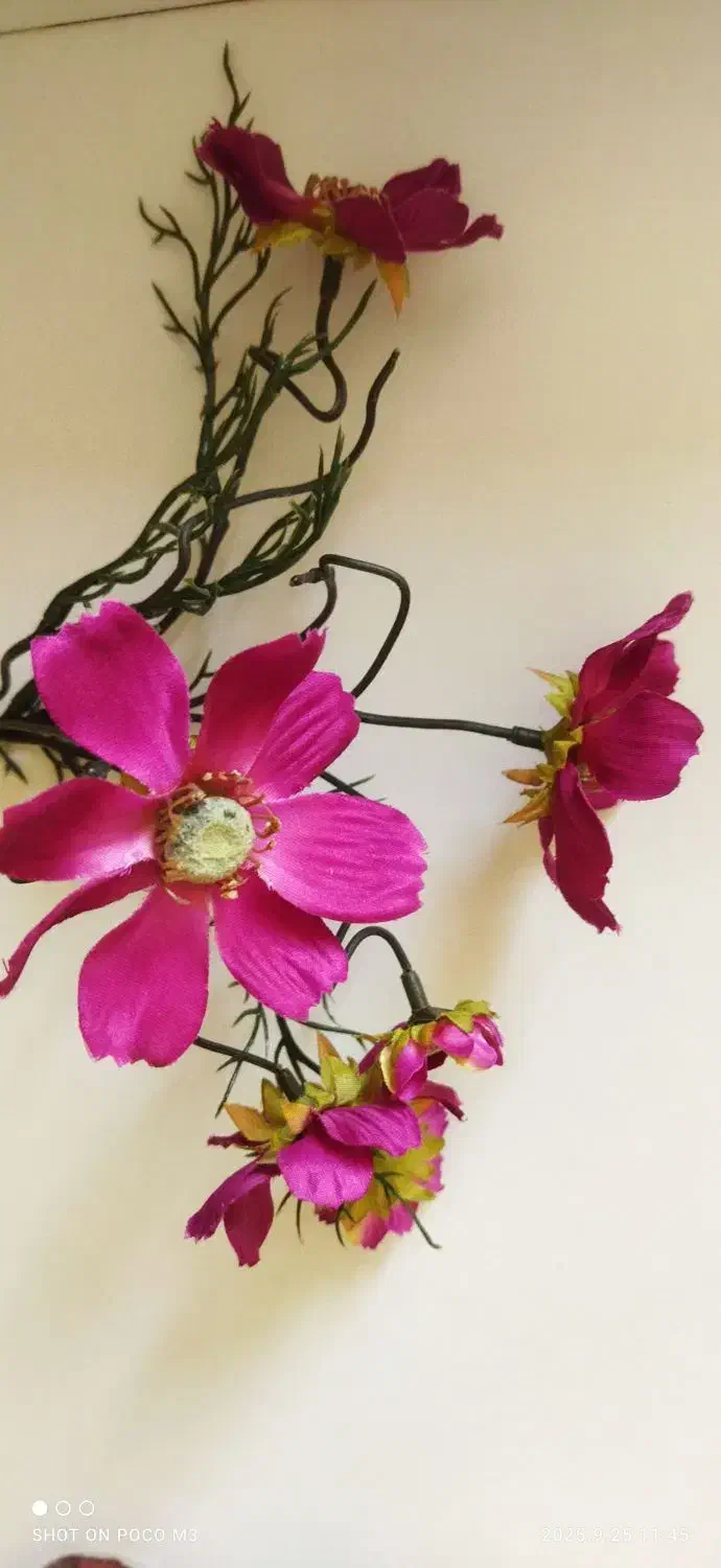 ۵شاخه گل به همراه گلدان|گل مصنوعی|ری, ولی آباد|دیوار