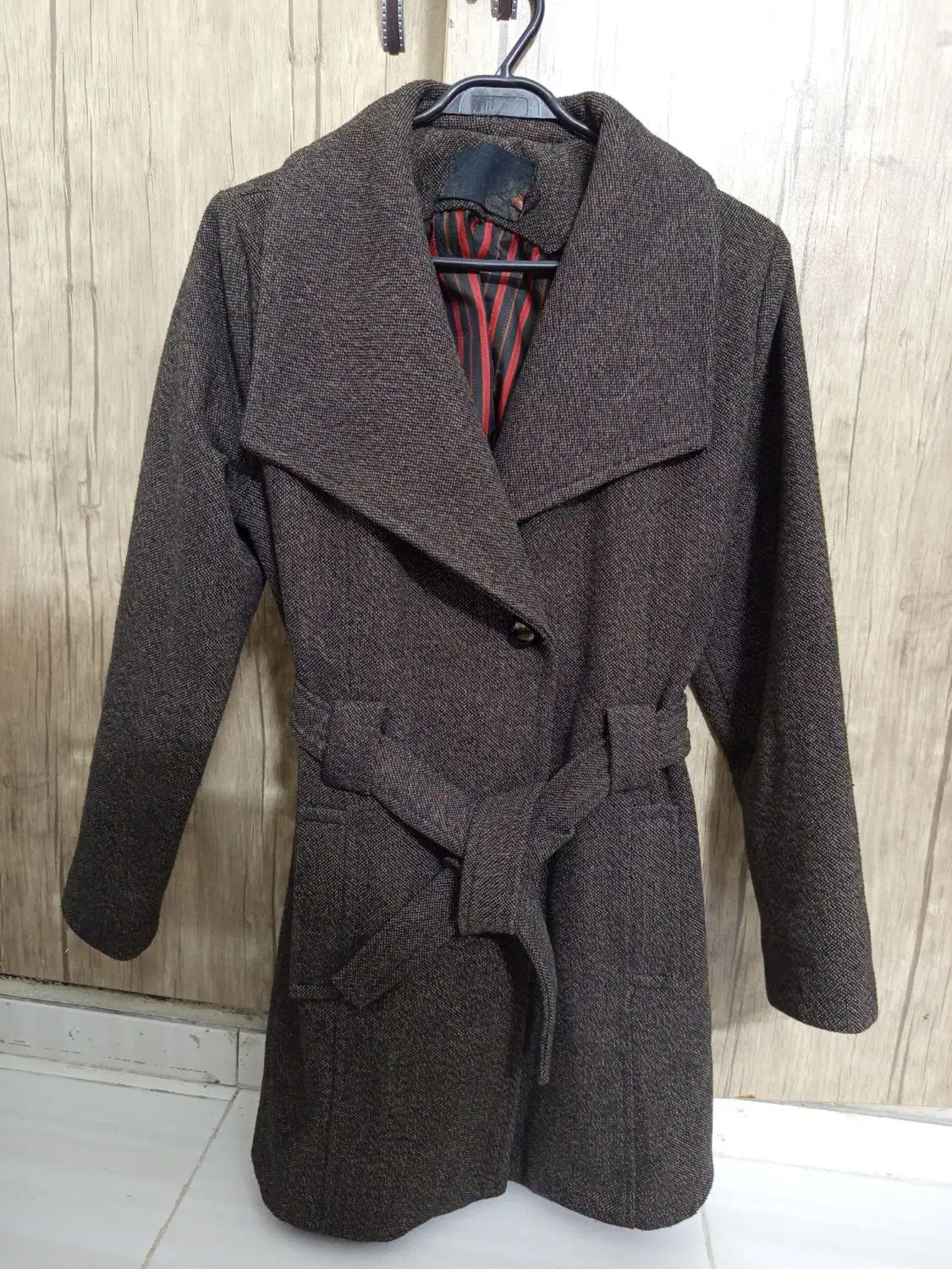 پالتو و دوتا لباس مجلسی کاملا سالم|لباس|گنبد کاووس, |دیوار